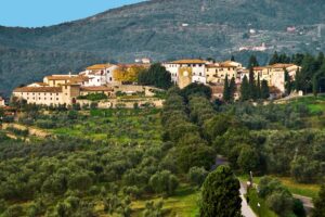 hills around mastermind location tenuta di artimino